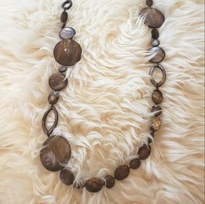 STELLA AND DOT necklace long tortoise shell